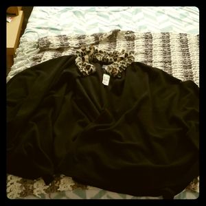 Cape with faux leopard print fur trim